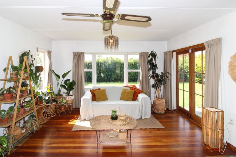 Photo of property in 27 Frederick Street, Carterton, 5713