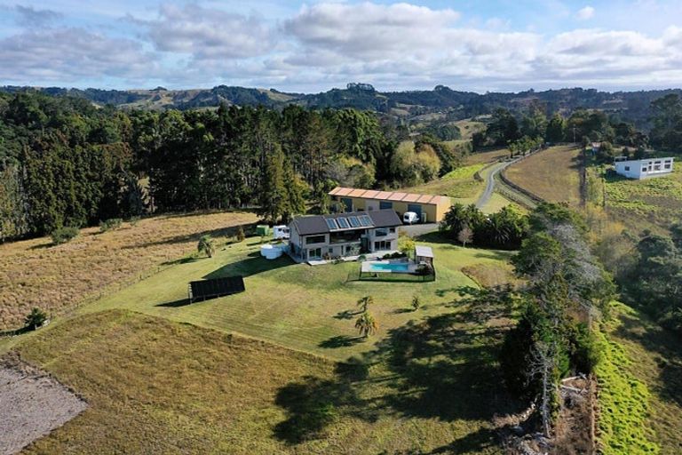 Photo of property in 157 Puke Road, Kumeu, 0891