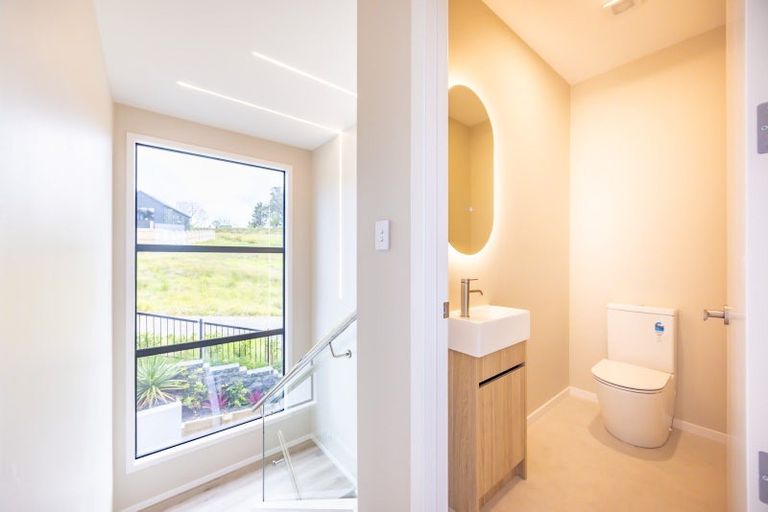 Photo of property in 30 Awanui Road, Red Beach, 0932