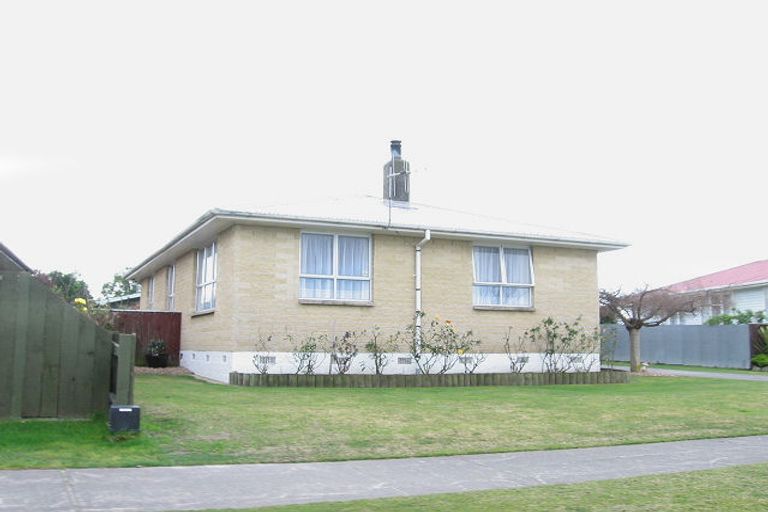 Photo of property in 8 Lyttelton Crescent, Tamatea, Napier, 4112
