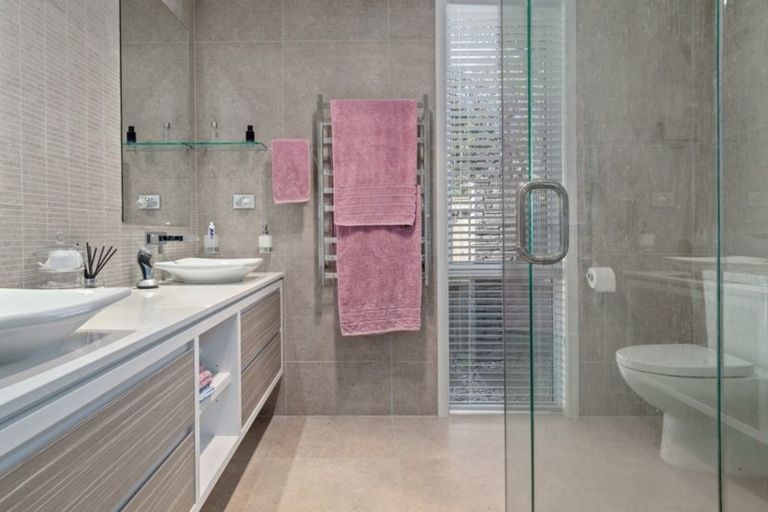 Photo of property in 6 Black Barn Lane, Bethlehem, Tauranga, 3110