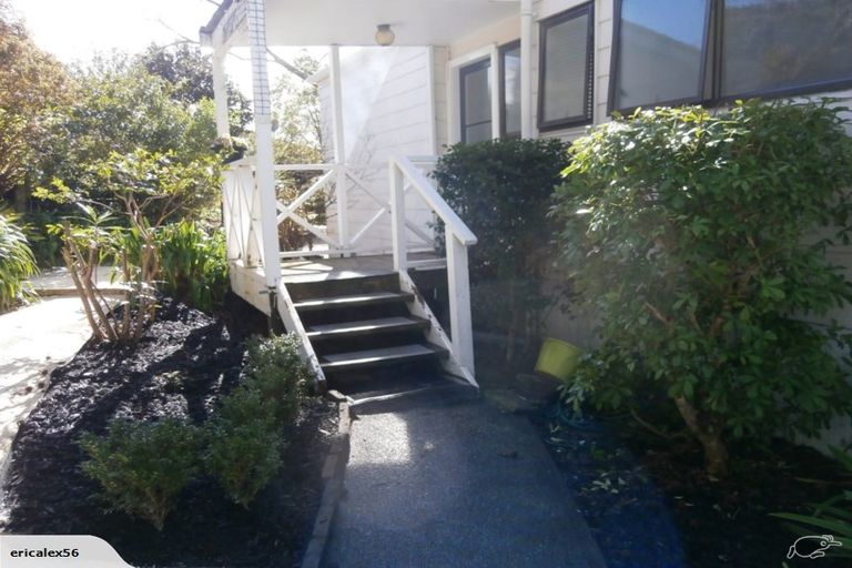 Photo of property in 54 Oaktree Avenue, Browns Bay, Auckland, 0630