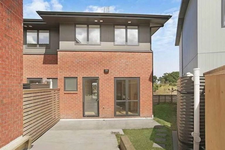 Photo of property in 36 Mahalo Avenue, Wiri, Auckland, 2104