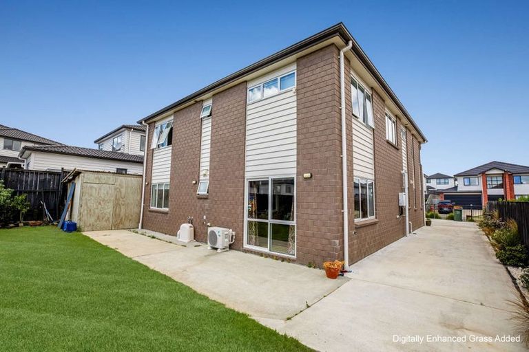 Photo of property in 22 Te Aramanu Crescent, Papakura, 2110