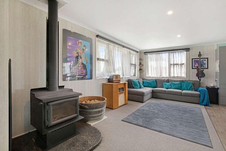 Photo of property in 11 Bovis Street, Shannon, 4821