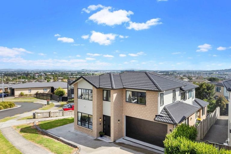 Photo of property in 17 Gospel Heights, Flat Bush, Auckland, 2019