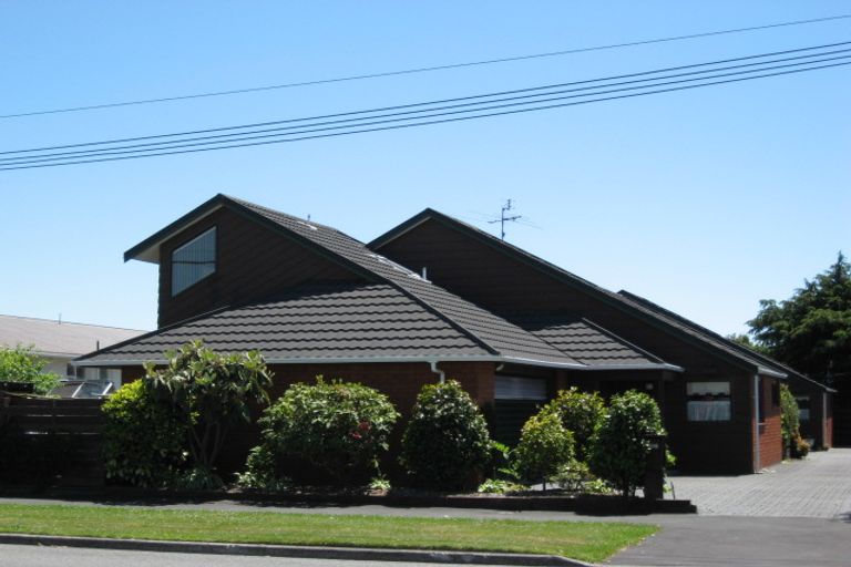 Photo of property in 70b Merrin Street, Avonhead, Christchurch, 8042