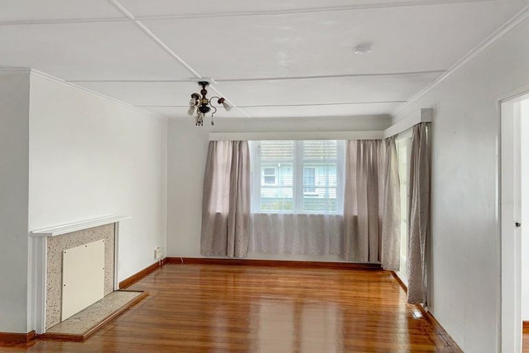 Photo of property in 16 Victory Place, Aramoho, Whanganui, 4500