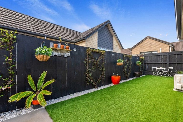 Photo of property in 82 Landing Drive, Pyes Pa, Tauranga, 3112