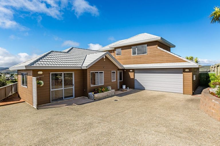Photo of property in 3 Tolhurst Street, Johnsonville, Wellington, 6037