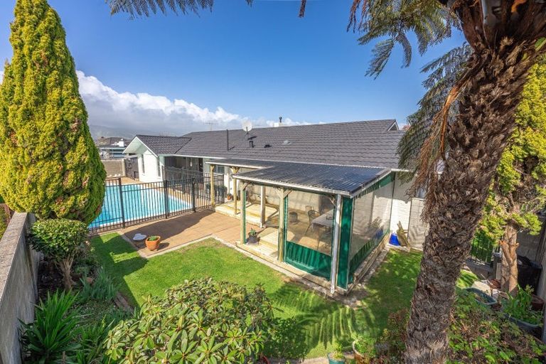 Photo of property in 8 Knights Grove, Otaki, 5512