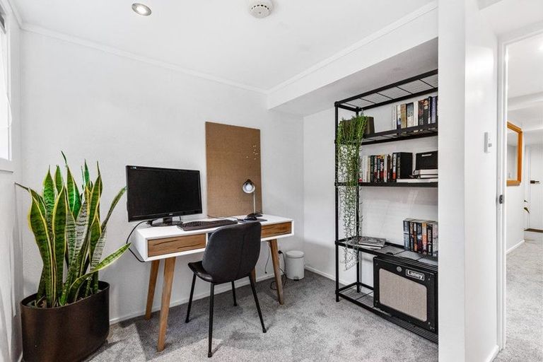 Photo of property in 5 Tainui Street, Torbay, Auckland, 0630