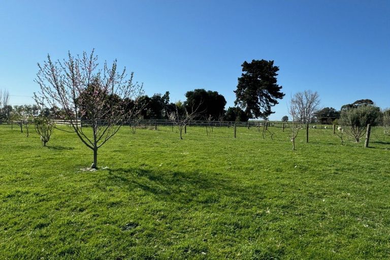 Photo of property in 104 Ferry Road, Clive, 4102