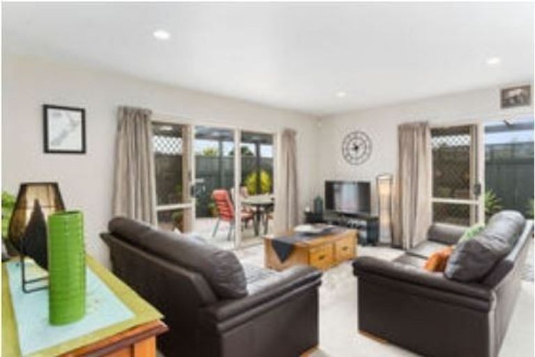 Photo of property in 20 Crisp Drive, Papamoa Beach, Papamoa, 3118