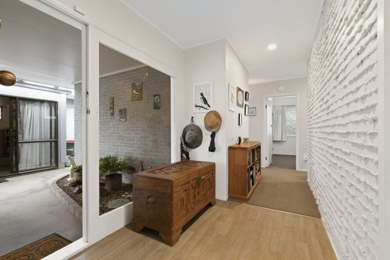 Photo of property in 23 Fairview Avenue, Opaheke, Papakura, 2113