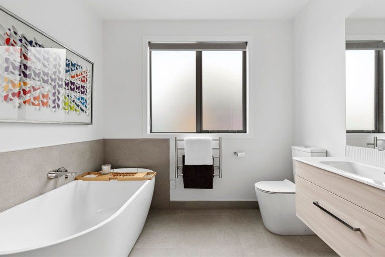 Photo of property in 13 Ada Close, Cambridge, 3434