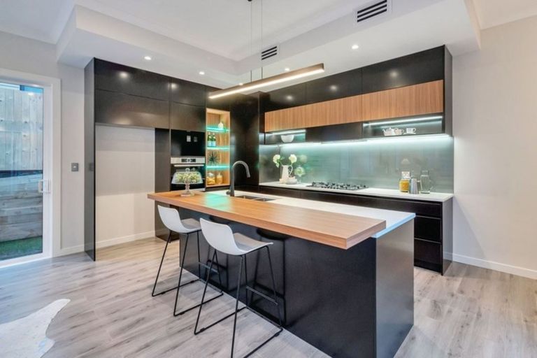 Photo of property in 36 Celestial Crescent, Orewa, 0931