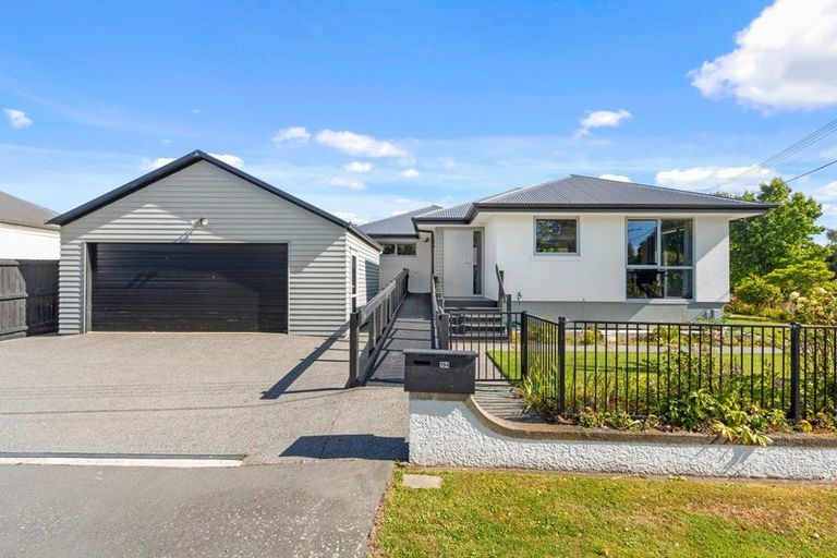 Photo of property in 194 Riverlaw Terrace, Saint Martins, Christchurch, 8022