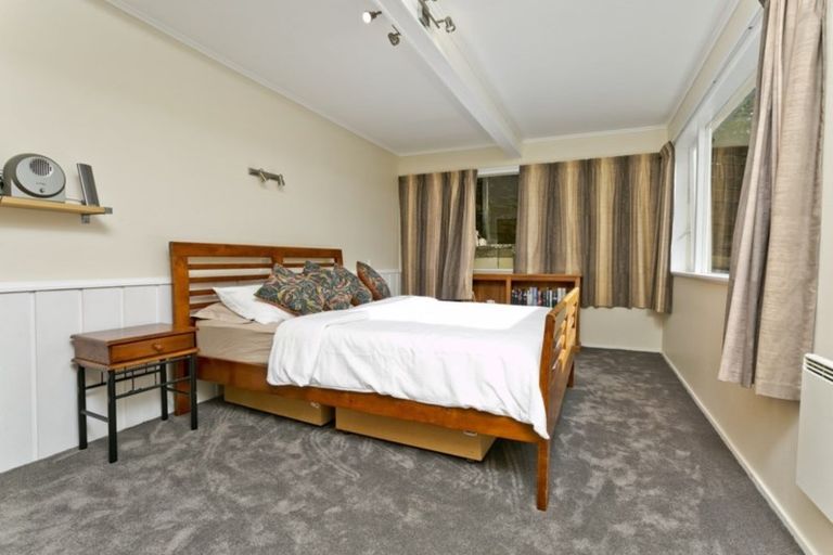 Photo of property in 25 Galaxy Drive, Mairangi Bay, Auckland, 0630