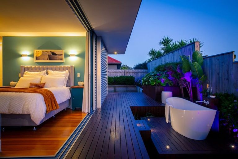 Photo of property in 120b Pioneer Road, Moturoa, New Plymouth, 4310