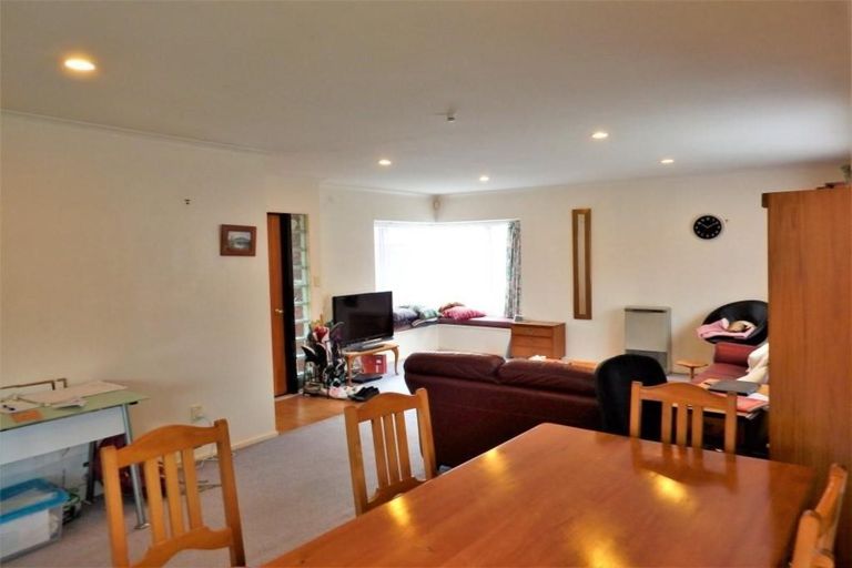 Photo of property in 14a Sandwich Road, St Andrews, Hamilton, 3200