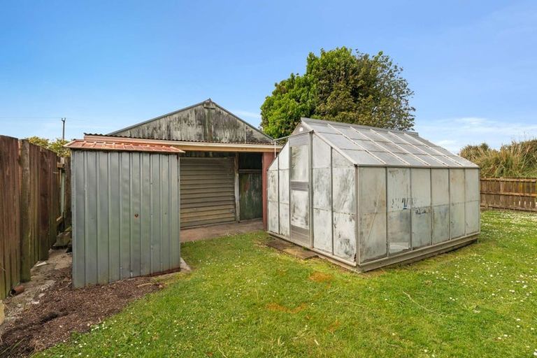 Photo of property in 23 Fernleigh Avenue, Waiuku, 2123