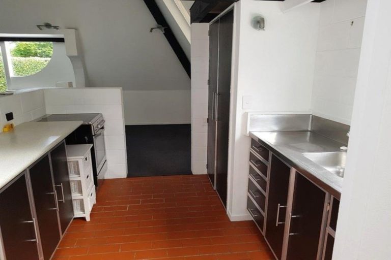 Photo of property in 2 Marnane Terrace, St Andrews, Hamilton, 3200