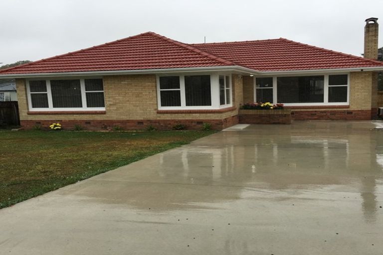 Photo of property in 39 Earlsworth Road, Mangere East, Auckland, 2024