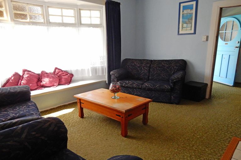 Photo of property in 15 Teviot Street, Oamaru North, Oamaru, 9400