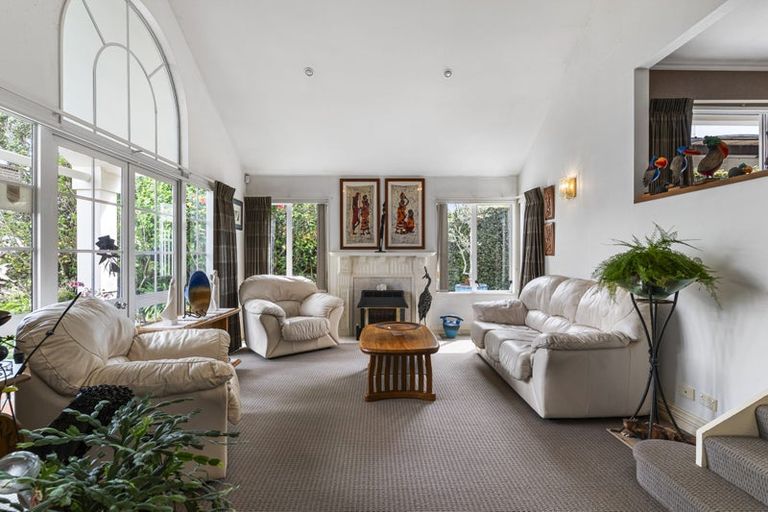 Photo of property in 29 Bronte Place, Somerville, Auckland, 2014