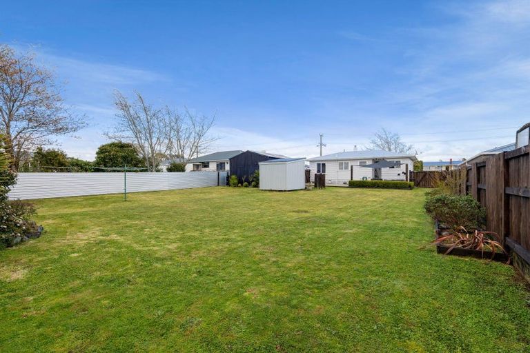 Photo of property in 98 Brecon Road, Stratford, 4332