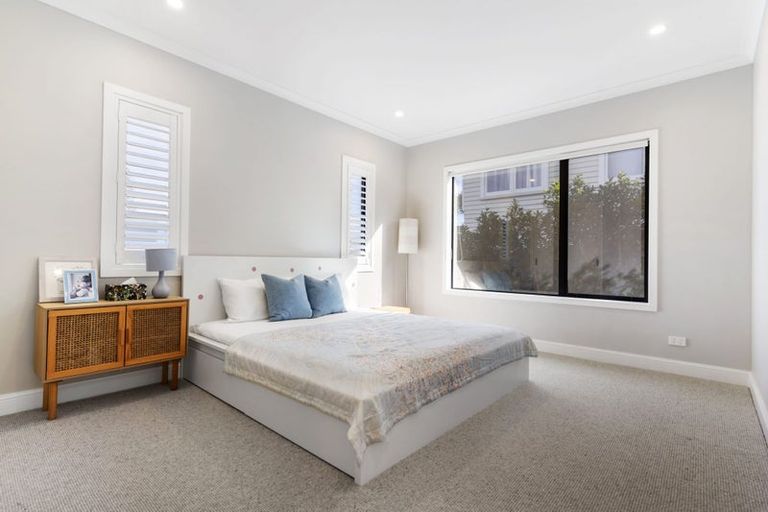 Photo of property in 6 Bevyn Street, Castor Bay, Auckland, 0620