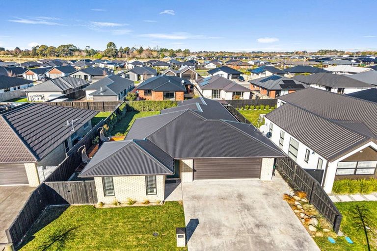 Photo of property in 64 Quinn Crescent, Woodend, 7610