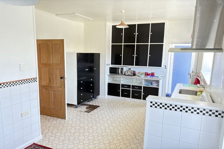 Photo of property in 85 Tirau Street, Putaruru, 3411