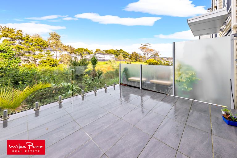 Photo of property in 70 Norwood Drive, Flat Bush, Auckland, 2019