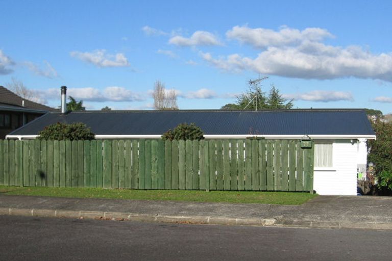 Photo of property in 75 Angelo Avenue, Howick, Auckland, 2014