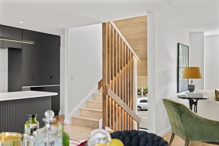 Photo of property in 2/11 Carlton Mill Road, Merivale, Christchurch, 8014