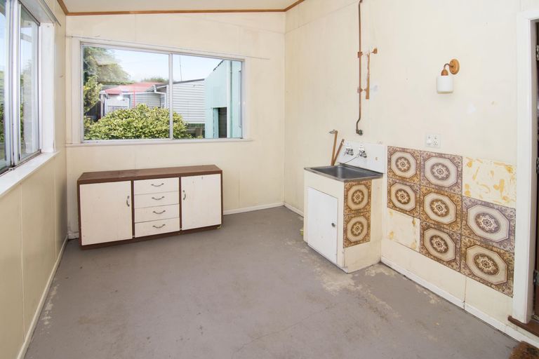 Photo of property in 104 Bannister Street, Masterton, 5810