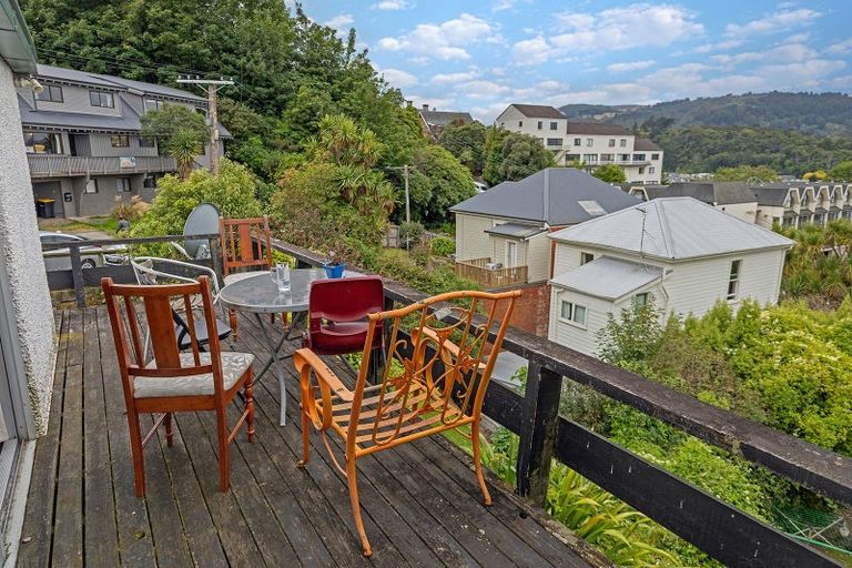 Photo of property in 5 Cosy Dell Road, North Dunedin, Dunedin, 9016