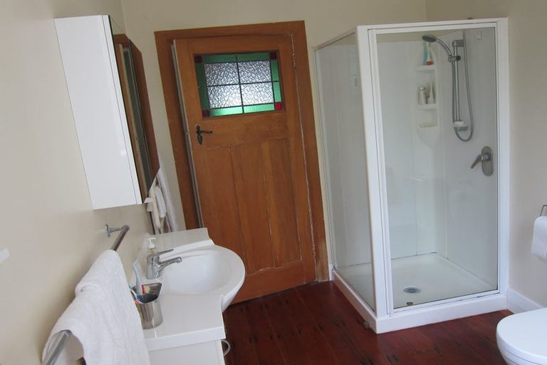 Photo of property in 73 Standen Street, Karori, Wellington, 6012