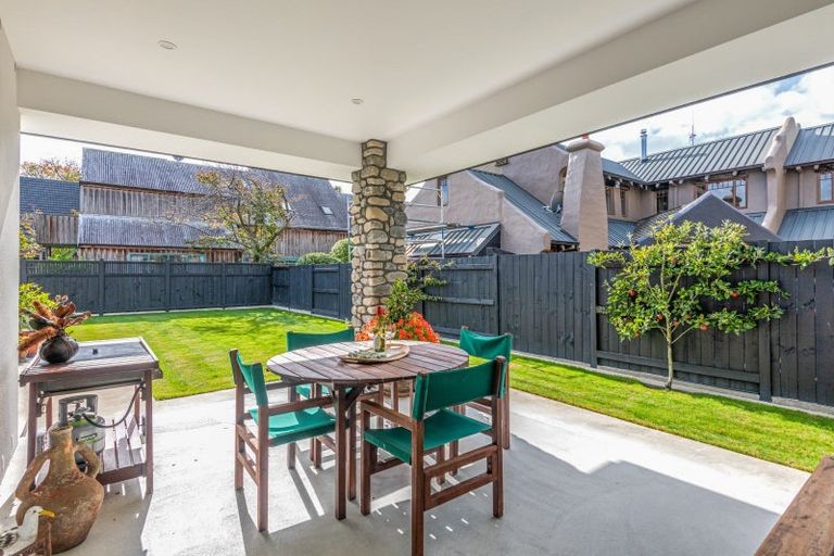 Photo of property in 33 Elmira Avenue, Hokowhitu, Palmerston North, 4410