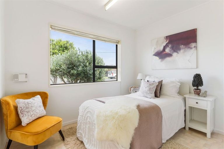 Photo of property in 31 Weiti Road, Orewa, 0931