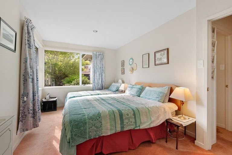 Photo of property in 1 Colquhoun Street, Glenross, Dunedin, 9011