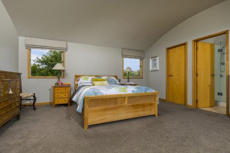 Photo of property in 34 Oxford Terrace, Devonport, Auckland, 0624