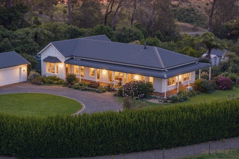 Photo of property in 60 Lindsay Road, Levin, 5510
