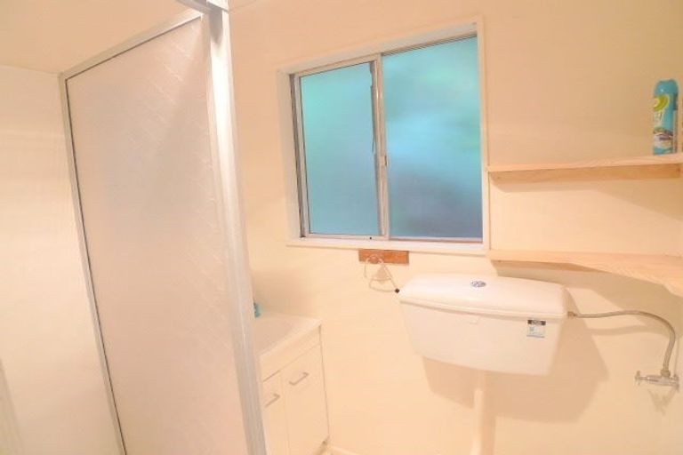 Photo of property in 1/132 Curtis Street, Northland, Wellington, 6012