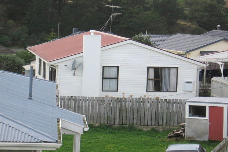 Photo of property in 29 Waiuta Street, Titahi Bay, Porirua, 5022