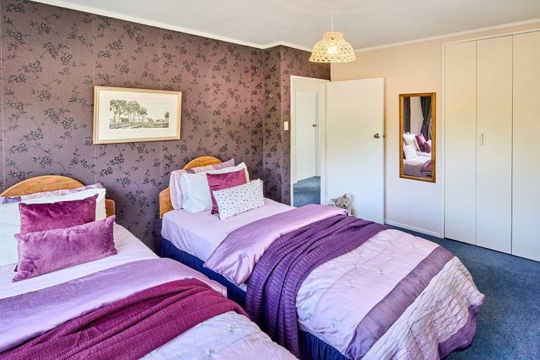 Photo of property in 7 Tui Terrace, Tawa, Wellington, 5028