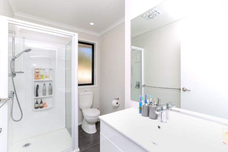 Photo of property in 2/59 Wallath Road, Westown, New Plymouth, 4310