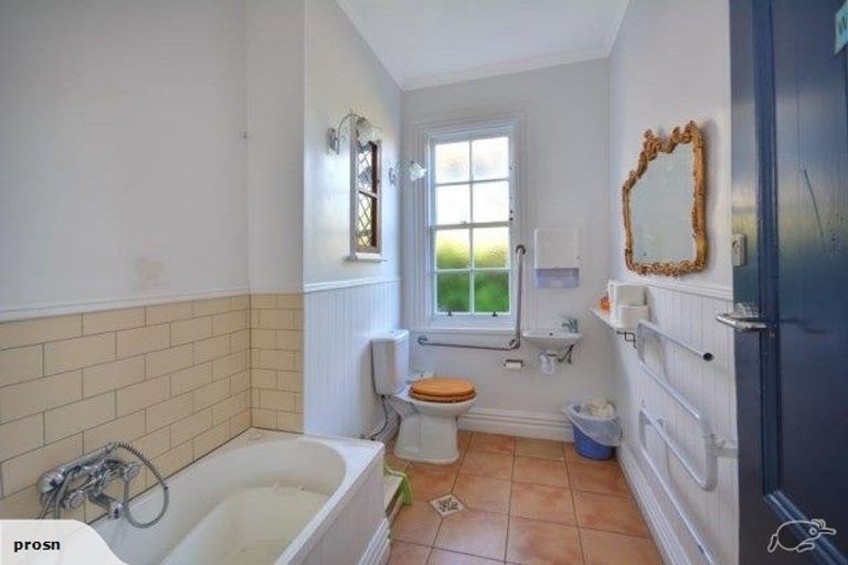 Photo of property in 125 London Street, Dunedin Central, Dunedin, 9016